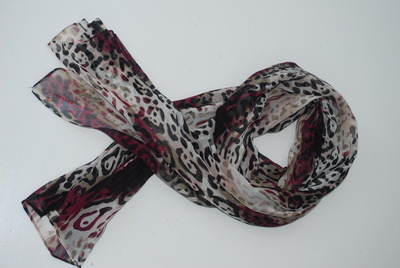 杭州蓝美卡 厂家直销100%桑蚕丝围巾，时尚与品质的完美融合